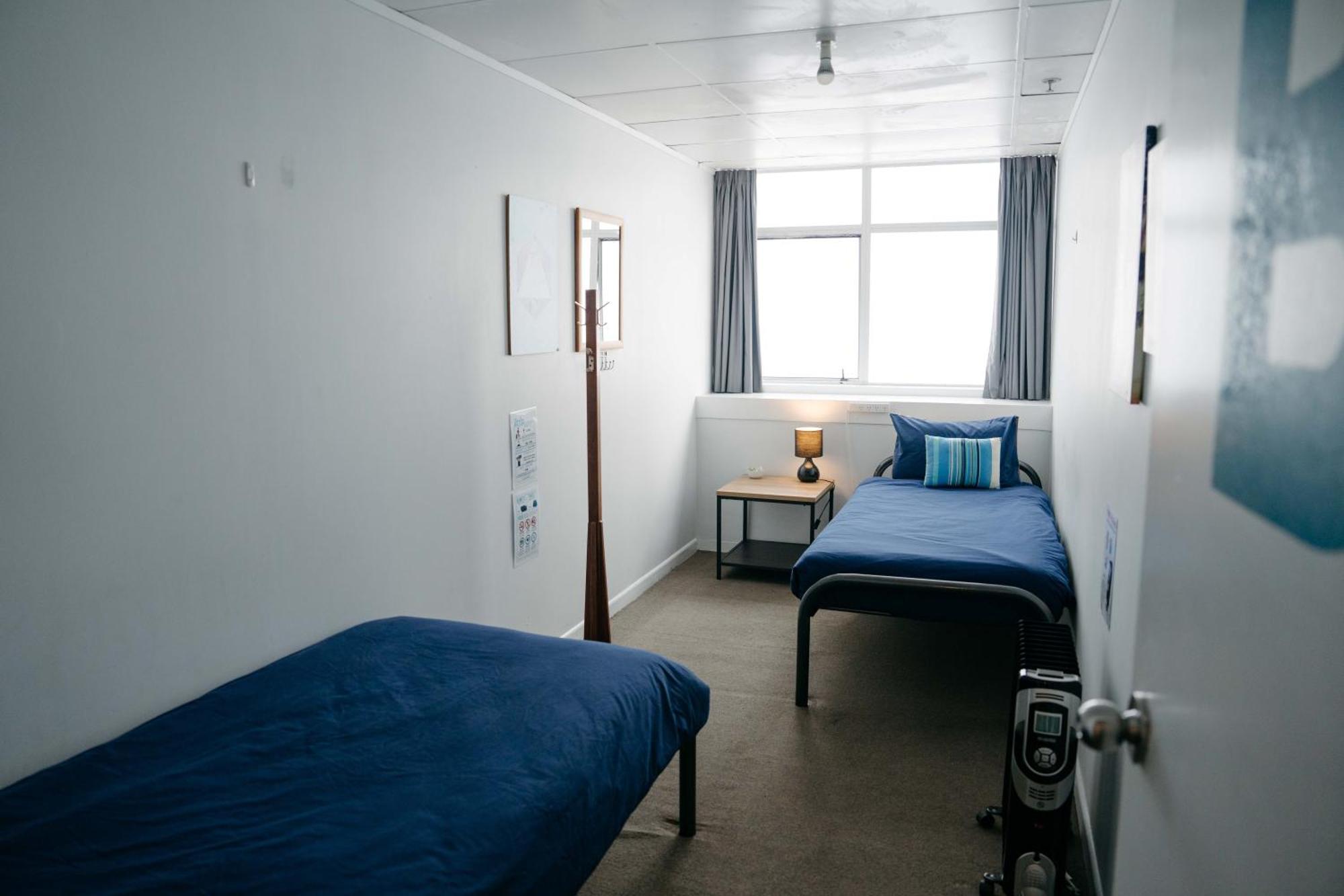 Attic Backpackers Hostel Оукланд Екстериор снимка