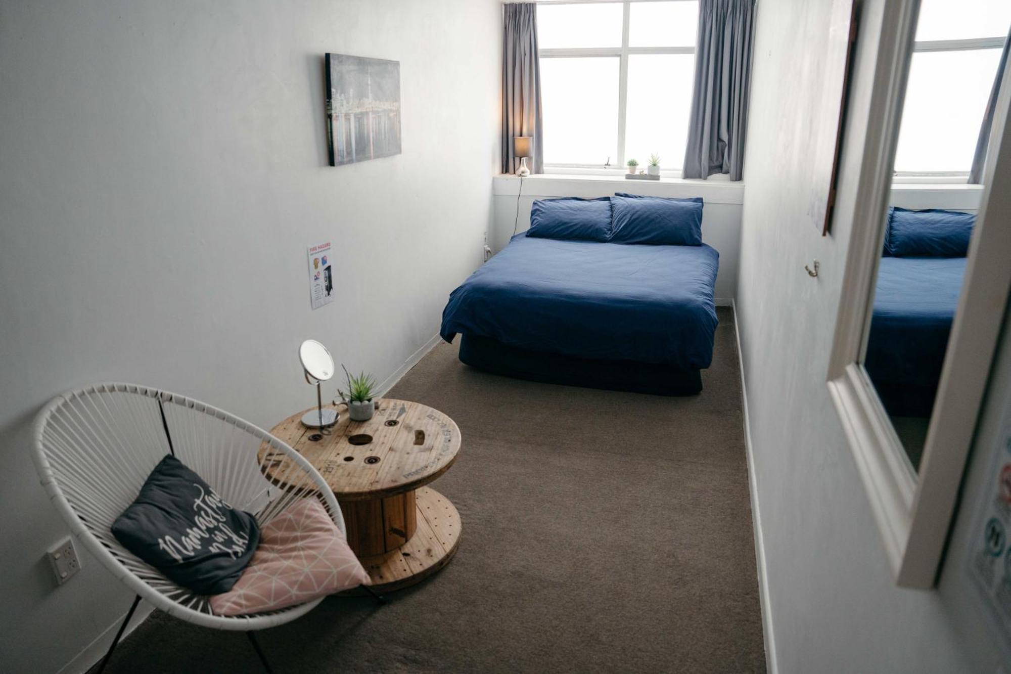 Attic Backpackers Hostel Оукланд Екстериор снимка
