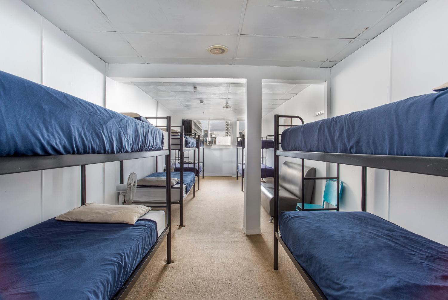 Attic Backpackers Hostel Оукланд Екстериор снимка